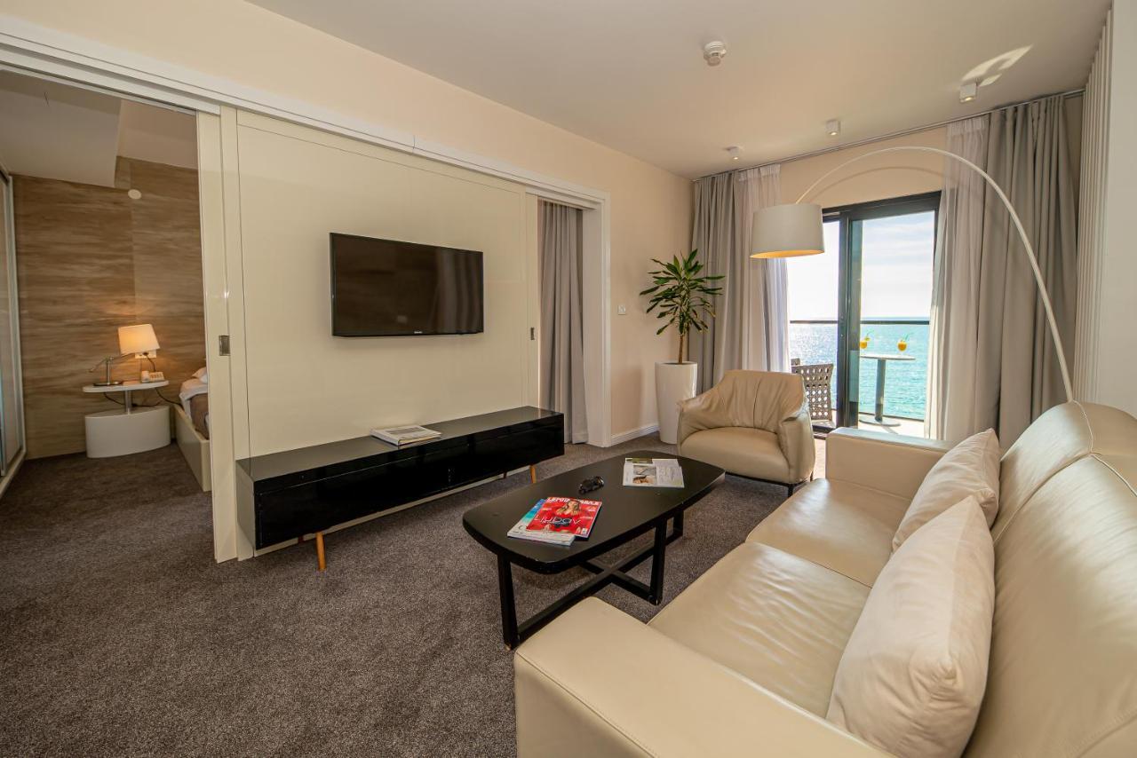 Aleksandar Rafailovici 4* Budva
