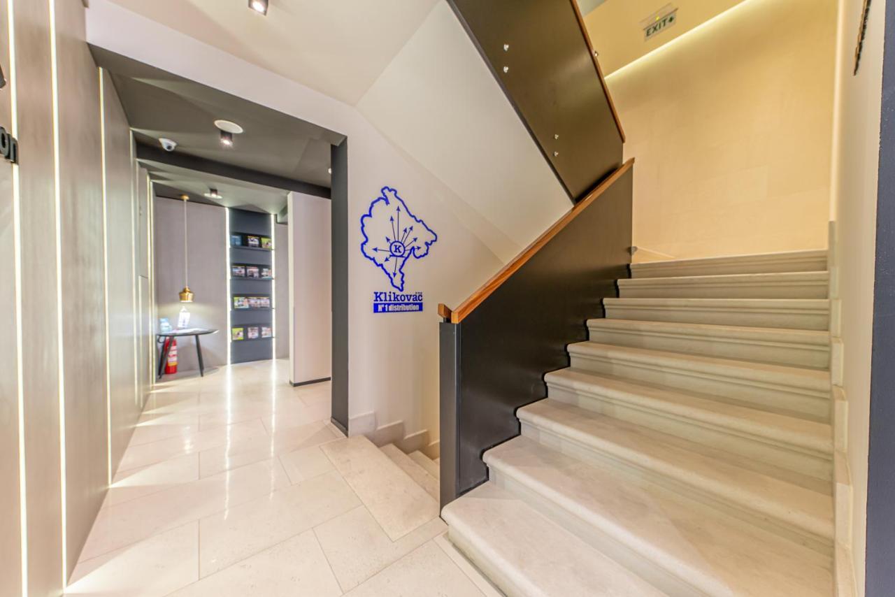 Aleksandar Rafailovici Hotel 4*