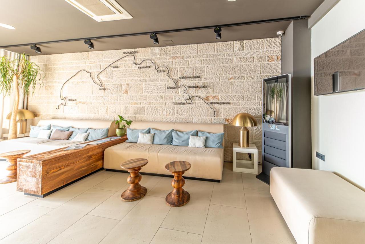 Aleksandar Rafailovici Hotel Budva