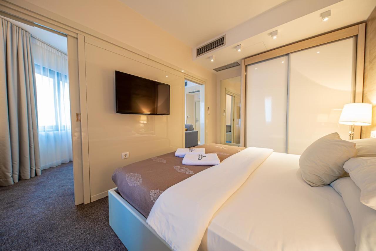 Hotel Aleksandar Rafailovici 4*
