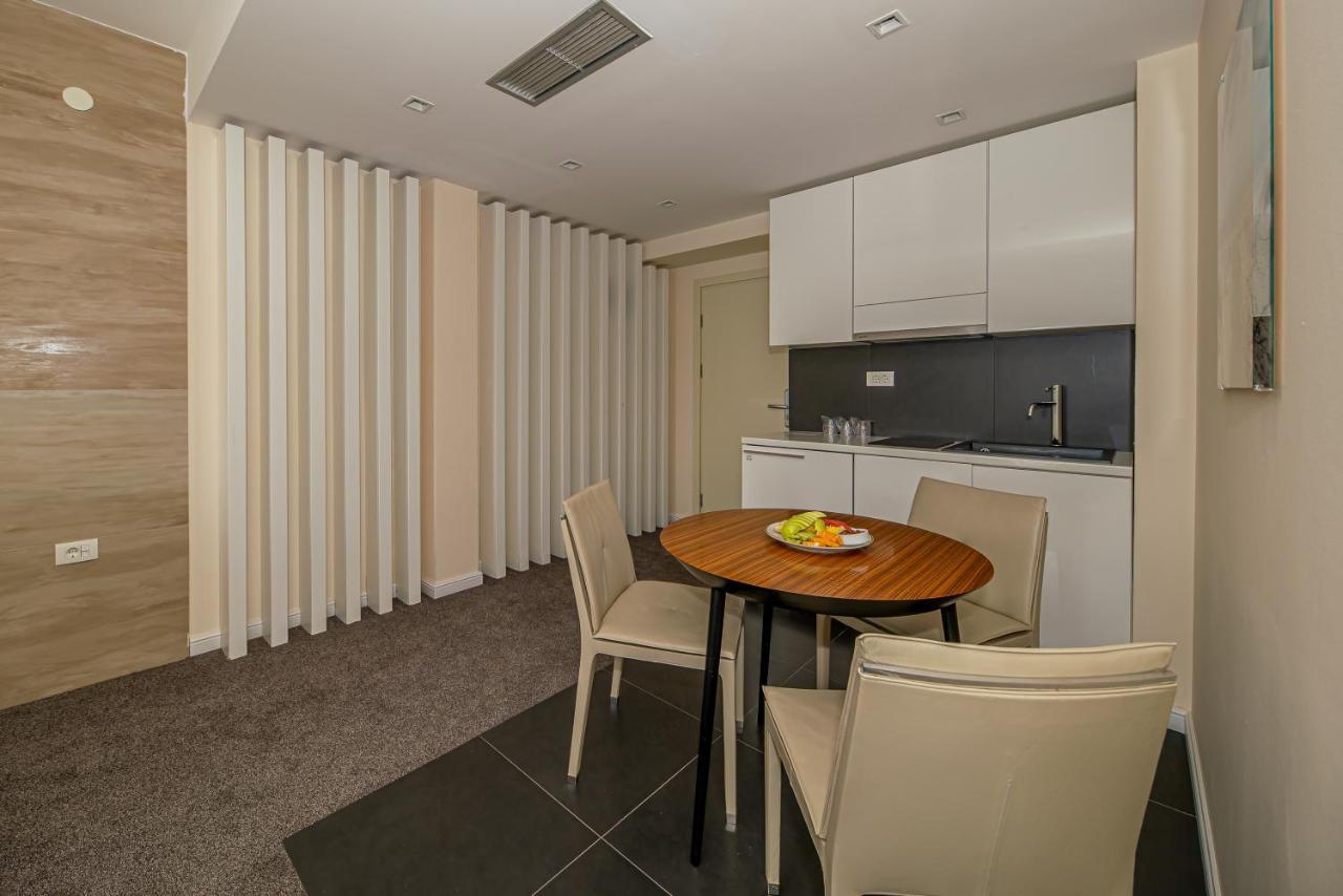 Aleksandar Rafailovici 4* Budva