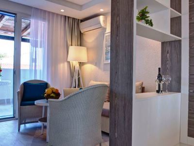 Aleksandar Rafailovici Hotel 4*